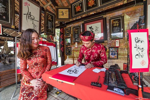Xứ Huế rực rỡ mùa lễ hội và du xuân - Ảnh 9. Xứ Huế rực rỡ mùa lễ hội và du xuân - Ảnh 9.