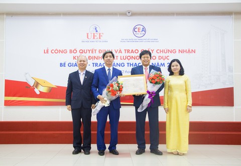 UEF đạt chuẩn kiểm định chất lượng giáo dục - Ảnh 2. UEF đạt chuẩn kiểm định chất lượng giáo dục - Ảnh 2.
