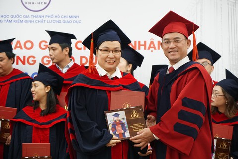 UEF đạt chuẩn kiểm định chất lượng giáo dục - Ảnh 4. UEF đạt chuẩn kiểm định chất lượng giáo dục - Ảnh 4.