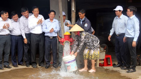 TP.HCM tăng khả năng cấp nước sạch cho Long An - Ảnh 1. TP.HCM tăng khả năng cấp nước sạch cho Long An - Ảnh 1.