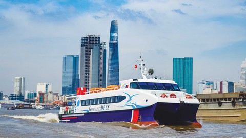 Giấc mơ hạm đội tàu du lịch 5 sao - Ảnh 1. Giấc mơ hạm đội tàu du lịch 5 sao - Ảnh 1.