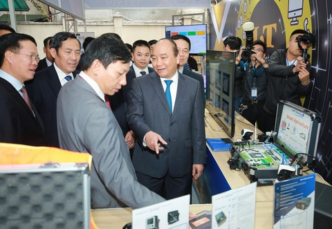 Thủ tướng: Vụ AVG là bài học đắt giá - Ảnh 4. Thủ tướng: Vụ AVG là bài học đắt giá - Ảnh 4.