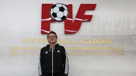 Philippe Troussier: Tôi bị thuyết phục bởi kế hoạch World Cup của PVF - Ảnh 1. Philippe Troussier: Tôi bị thuyết phục bởi kế hoạch World Cup của PVF - Ảnh 1.