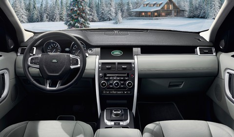 Land Rover Việt Nam ưu đãi lớn khi mua xe chơi Tết - Ảnh 6. Land Rover Việt Nam ưu đãi lớn khi mua xe chơi Tết - Ảnh 6.