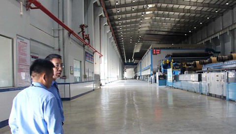 Container ứ đọng vì thông tư, doanh nghiệp lãnh đủ - Ảnh 3. Container ứ đọng vì thông tư, doanh nghiệp lãnh đủ - Ảnh 3.