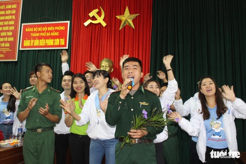 Nghe Tổ quốc gọi tên mình bằng tiếng sóng Hoàng Sa, Trường Sa - Ảnh 3. Nghe Tổ quốc gọi tên mình bằng tiếng sóng Hoàng Sa, Trường Sa - Ảnh 3.