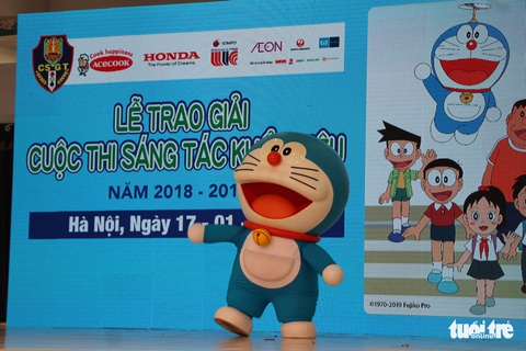 Học sinh lớp 1 thắng cuộc thi Doreamon với an toàn giao thông - Ảnh 5. Học sinh lớp 1 thắng cuộc thi Doreamon với an toàn giao thông - Ảnh 5.