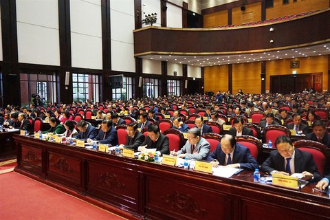 Ông Trần Quốc Vượng: Kiên quyết đẩy lùi suy thoái trong Đảng - Ảnh 1. Ông Trần Quốc Vượng: Kiên quyết đẩy lùi suy thoái trong Đảng - Ảnh 1.