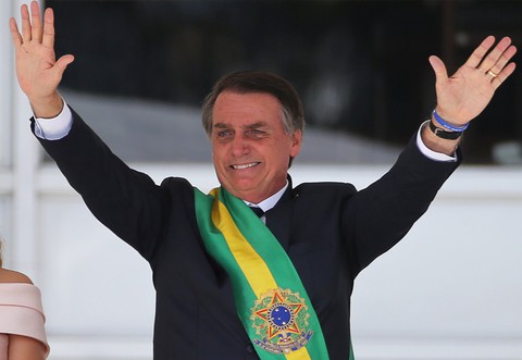Tân tổng thống Jair Bolsonaro của Brazil sẽ nới lỏng việc sở hữu súng - Ảnh 1. Tân tổng thống Jair Bolsonaro của Brazil sẽ nới lỏng việc sở hữu súng - Ảnh 1.