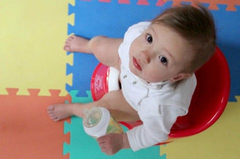 Nhìn phân đoán bệnh của trẻ - Ảnh 1. Nhìn phân đoán bệnh của trẻ - Ảnh 1.