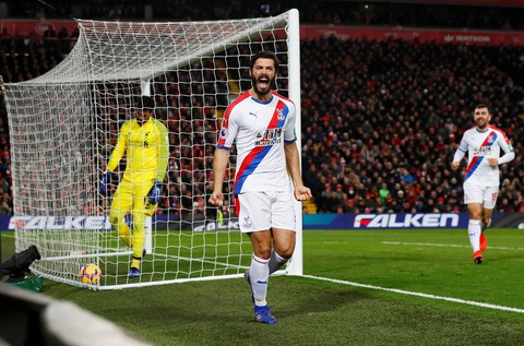 Liverpool và M.U chật vật giành 3 điểm - Ảnh 2. Liverpool và M.U chật vật giành 3 điểm - Ảnh 2.
