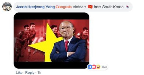 CĐV châu Á chúc mừng Việt Nam, tiếc cho Thái Lan - Ảnh 2. CĐV châu Á chúc mừng Việt Nam, tiếc cho Thái Lan - Ảnh 2.