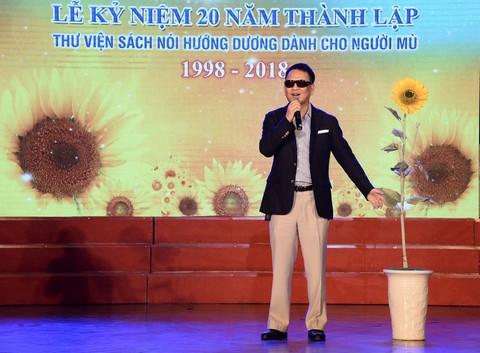 Nắng ấm rực vàng 20 năm Thư viện sách nói Hướng Dương - Ảnh 3. Nắng ấm rực vàng 20 năm Thư viện sách nói Hướng Dương - Ảnh 3.