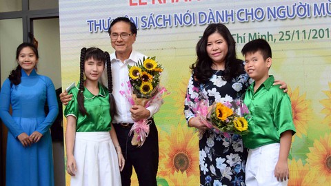 20 năm Thư viện Hướng Dương - Ảnh 1. 20 năm Thư viện Hướng Dương - Ảnh 1.
