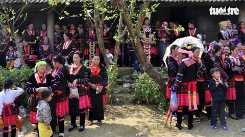 Hội xuân trên dòng Đà Giang - Ảnh 1. Hội xuân trên dòng Đà Giang - Ảnh 1.