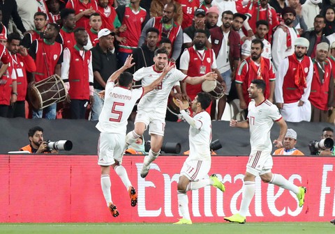 Hạ Oman, Iran đụng Trung Quốc ở tứ kết Asian Cup 2019 - Ảnh 1. Hạ Oman, Iran đụng Trung Quốc ở tứ kết Asian Cup 2019 - Ảnh 1.