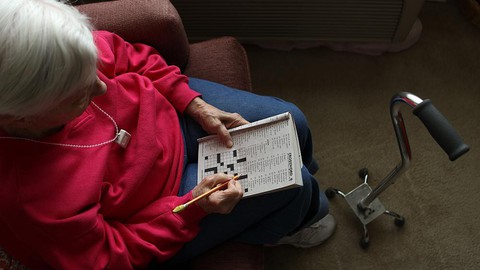 Phòng ngừa bệnh Alzheimer gây mất trí nhớ ở người lớn tuổi - Ảnh 1. Phòng ngừa bệnh Alzheimer gây mất trí nhớ ở người lớn tuổi - Ảnh 1.