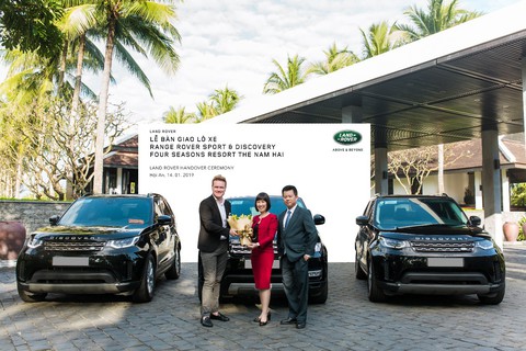 Land Rover Việt Nam bàn giao đội xe cho Four Seasons Resort The Nam Hai - Ảnh 3. Land Rover Việt Nam bàn giao đội xe cho Four Seasons Resort The Nam Hai - Ảnh 3.