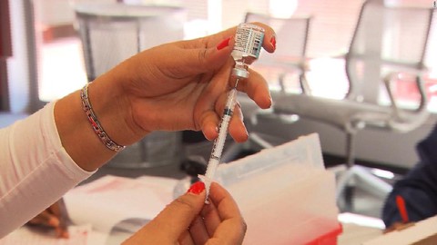 WHO: Không tiêm vắc-xin là một trong 10 nguy cơ sức khoẻ toàn cầu - Ảnh 1. WHO: Không tiêm vắc-xin là một trong 10 nguy cơ sức khoẻ toàn cầu - Ảnh 1.