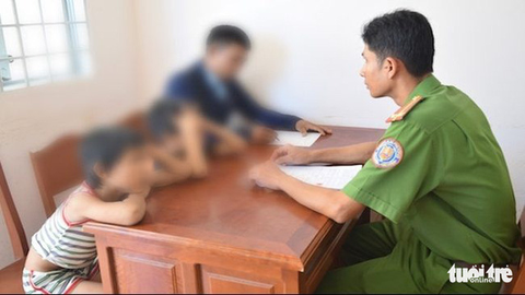 Hai trộm nhí 7 và 9 tuổi thực hiện trót lọt hơn 30 vụ trộm - Ảnh 1. Hai trộm nhí 7 và 9 tuổi thực hiện trót lọt hơn 30 vụ trộm - Ảnh 1.