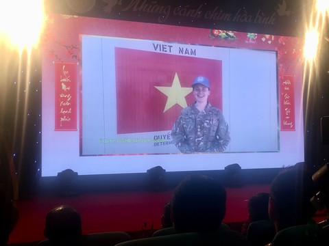 Sĩ quan VN đi gìn giữ hòa bình, luôn nhớ sau lưng mình là Tổ quốc - Ảnh 6. Sĩ quan VN đi gìn giữ hòa bình, luôn nhớ sau lưng mình là Tổ quốc - Ảnh 6.