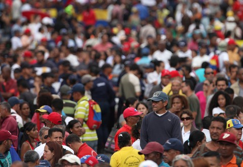 Mỹ công nhận tổng thống lâm thời mới tại Venezuela, biểu tình lan rộng - Ảnh 8. Mỹ công nhận tổng thống lâm thời mới tại Venezuela, biểu tình lan rộng - Ảnh 8.