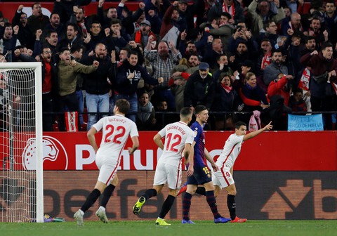 Barcelona thua trắng 0-2 ở tứ kết Cúp nhà vua - Ảnh 2. Barcelona thua trắng 0-2 ở tứ kết Cúp nhà vua - Ảnh 2.