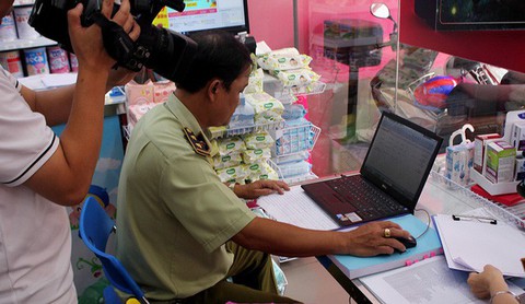 Cựu cục trưởng Cục Quản lý thị trường bị phê bình vì vụ Con Cưng - Ảnh 1. Cựu cục trưởng Cục Quản lý thị trường bị phê bình vì vụ Con Cưng - Ảnh 1.