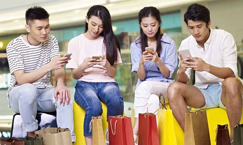 Giới trẻ Trung Quốc xài tiền kiểu con nhà giàu - Ảnh 1. Giới trẻ Trung Quốc xài tiền kiểu con nhà giàu - Ảnh 1.
