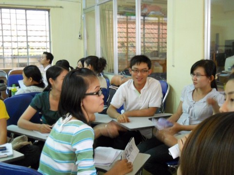 Cầu nguyện phép màu đến với thầy Duy - chiếc bình nứt khát sống - Ảnh 1. Cầu nguyện phép màu đến với thầy Duy - chiếc bình nứt khát sống - Ảnh 1.