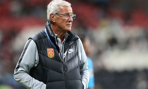 HLV Marcello Lippi trách móc học trò sau khi Trung Quốc bị loại - Ảnh 1. HLV Marcello Lippi trách móc học trò sau khi Trung Quốc bị loại - Ảnh 1.