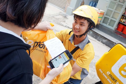 Mua sắm hàng nở nồi nhờ thương mại điện tử - Ảnh 2. Mua sắm hàng nở nồi nhờ thương mại điện tử - Ảnh 2.