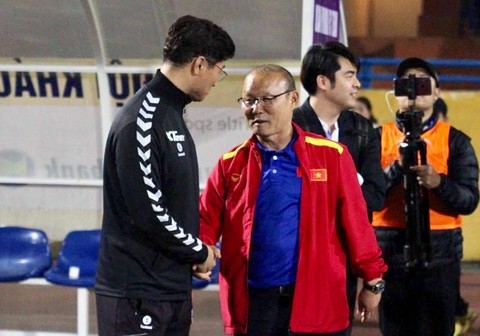 HLV Park Hang Seo đại náo sân Hàng Đẫy - Ảnh 2. HLV Park Hang Seo đại náo sân Hàng Đẫy - Ảnh 2.