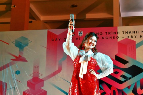 Đêm nhạc xuân và khi teen Sài thành quẩy cùng nhau - Ảnh 4. Đêm nhạc xuân và khi teen Sài thành quẩy cùng nhau - Ảnh 4.
