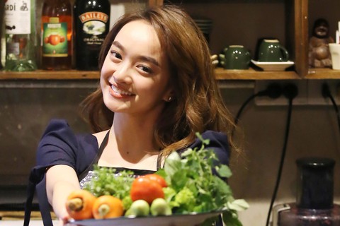 Kaity Nguyễn: Ẩm thực yêu thương - Ảnh 2. Kaity Nguyễn: Ẩm thực yêu thương - Ảnh 2.