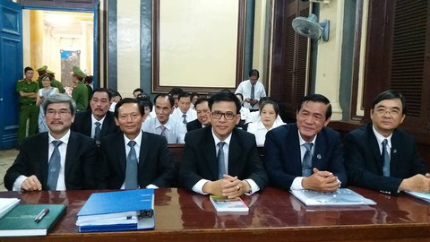 Vụ 320 luật sư bị xóa tên: Lệ phí 200.000 đồng/tháng có quá cao? - Ảnh 1. Vụ 320 luật sư bị xóa tên: Lệ phí 200.000 đồng/tháng có quá cao? - Ảnh 1.