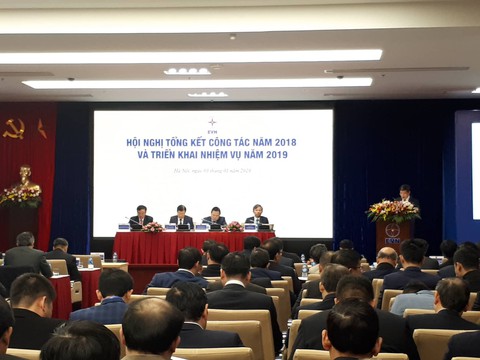 GDP bình quân trên 2.000 USD, dân không thể mua điện giá cao - Ảnh 1. GDP bình quân trên 2.000 USD, dân không thể mua điện giá cao - Ảnh 1.