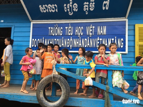 Campuchia gia hạn di dời cho người gốc Việt ở Biển Hồ - Ảnh 1. Campuchia gia hạn di dời cho người gốc Việt ở Biển Hồ - Ảnh 1.