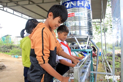 Tuổi Trẻ đến với buôn làng, khơi dòng nước ngọt từ kẽ đá - Ảnh 13. Tuổi Trẻ đến với buôn làng, khơi dòng nước ngọt từ kẽ đá - Ảnh 13.