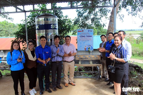 Tuổi Trẻ đến với buôn làng, khơi dòng nước ngọt từ kẽ đá - Ảnh 14. Tuổi Trẻ đến với buôn làng, khơi dòng nước ngọt từ kẽ đá - Ảnh 14.