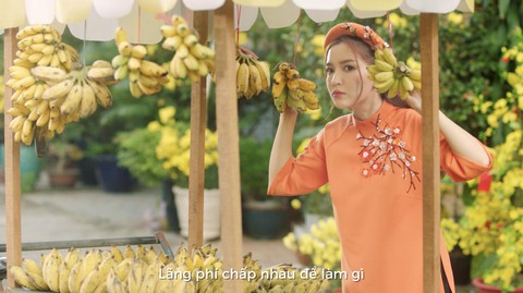 “Chuyện cũ bỏ qua của Bích Phương cán mốc 13 triệu view - Ảnh 1. “Chuyện cũ bỏ qua của Bích Phương cán mốc 13 triệu view - Ảnh 1.