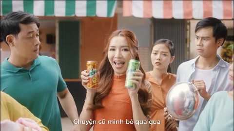 “Chuyện cũ bỏ qua của Bích Phương cán mốc 13 triệu view - Ảnh 9. “Chuyện cũ bỏ qua của Bích Phương cán mốc 13 triệu view - Ảnh 9.