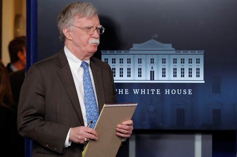 Ai cản ông Trump đối thoại với Tổng thống Venezuela? - Ảnh 1. Ai cản ông Trump đối thoại với Tổng thống Venezuela? - Ảnh 1.