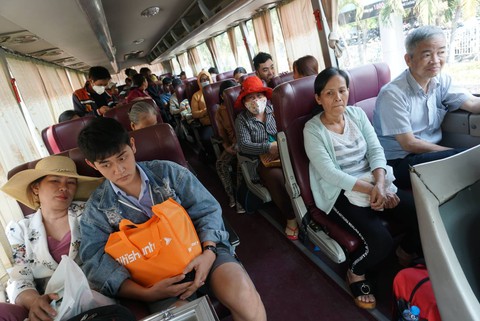 Ngày 26 Tết, khách đi tàu SE8 từ ga Sài Gòn sẽ phải lên tàu 2 lần - Ảnh 1. Ngày 26 Tết, khách đi tàu SE8 từ ga Sài Gòn sẽ phải lên tàu 2 lần - Ảnh 1.