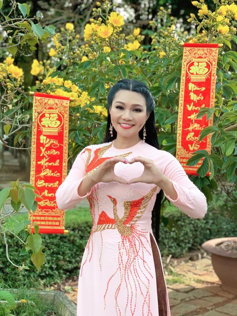 Ngọc Huyền ra MV xuân và kể chuyện chuẩn bị đón Tết - Ảnh 4. Ngọc Huyền ra MV xuân và kể chuyện chuẩn bị đón Tết - Ảnh 4.