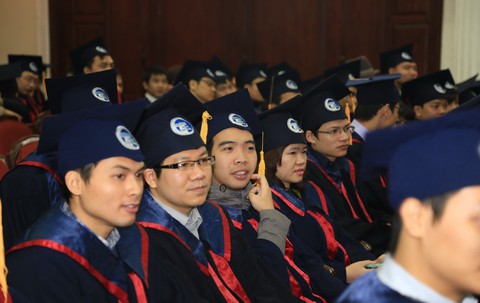Sẽ công nhận bác sĩ chuyên khoa 2 tương đương tiến sĩ - Ảnh 1. Sẽ công nhận bác sĩ chuyên khoa 2 tương đương tiến sĩ - Ảnh 1.