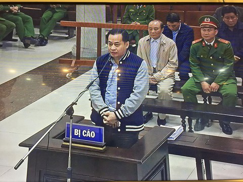 Cựu thứ trưởng Bùi Văn Thành: Tôi thành thật xin lỗi Đảng, Nhà nước, nhân dân - Ảnh 1. Cựu thứ trưởng Bùi Văn Thành: Tôi thành thật xin lỗi Đảng, Nhà nước, nhân dân - Ảnh 1.