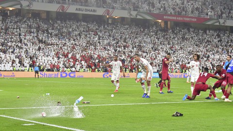 Asian Cup 2019 có mang châu Á lại gần nhau? - Ảnh 1. Asian Cup 2019 có mang châu Á lại gần nhau? - Ảnh 1.
