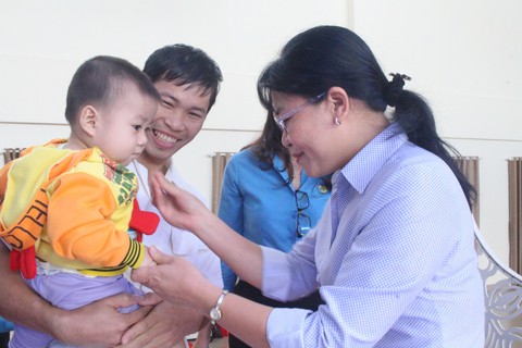 Bình Dương: công nhân được thưởng Tết 1 tháng lương, tặng quà 130 tỷ đồng - Ảnh 2. Bình Dương: công nhân được thưởng Tết 1 tháng lương, tặng quà 130 tỷ đồng - Ảnh 2.