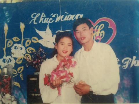 Khoe ảnh cưới, giới trẻ kể gì về chuyện kết hôn của bố mẹ? - Ảnh 4. Khoe ảnh cưới, giới trẻ kể gì về chuyện kết hôn của bố mẹ? - Ảnh 4.